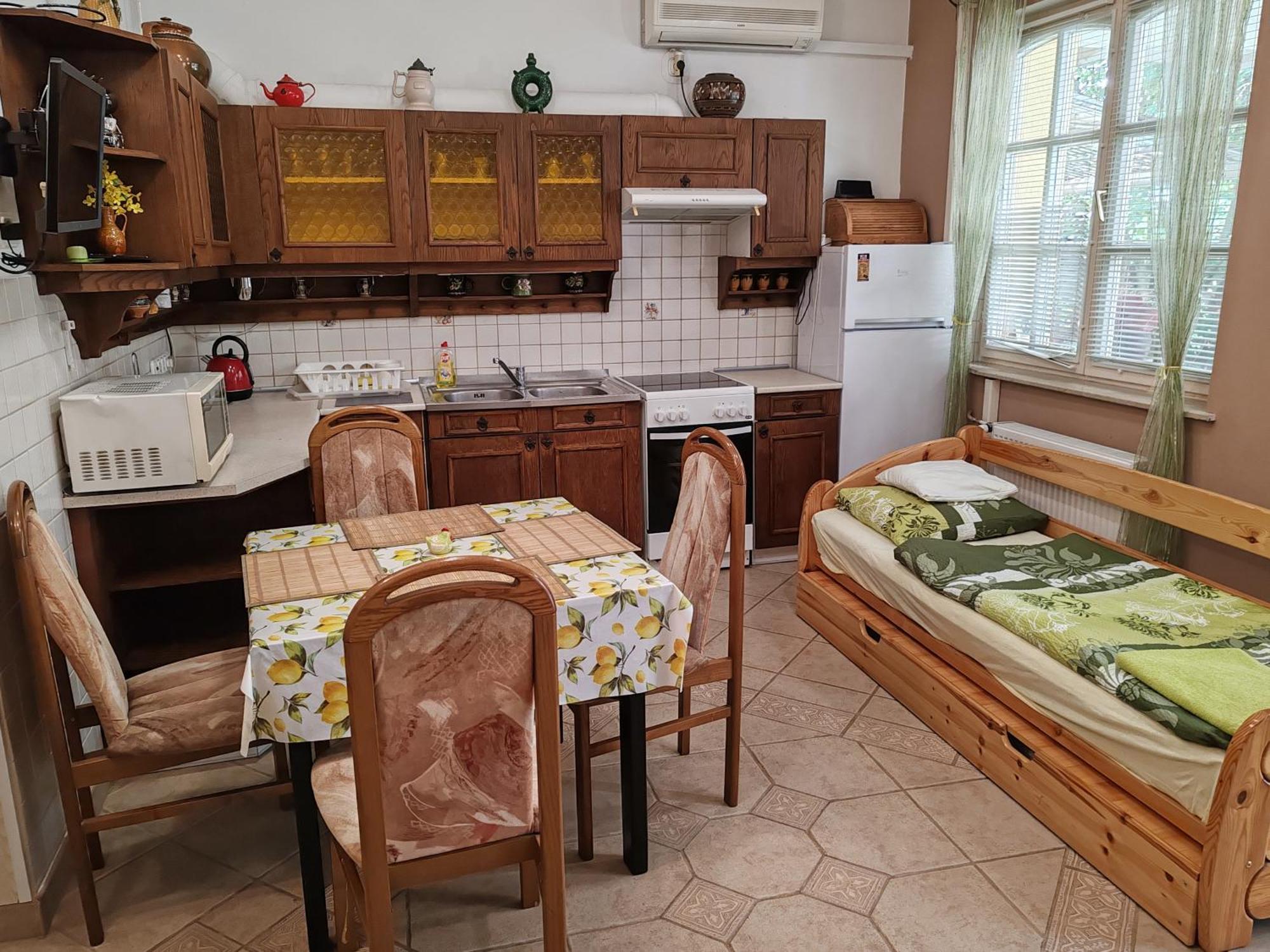 Apartment Patricia With Garden Budapest Eksteriør bilde
